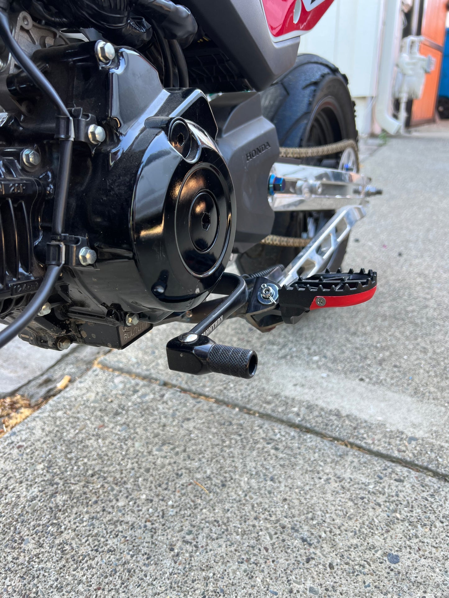 Grom Peg Mount